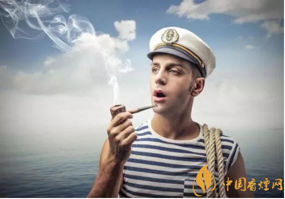 香煙夾耳朵上是怎么來的，耳夾煙是男人的專利